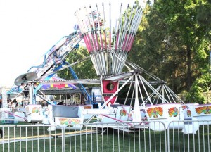 Large.Carnival.Ride-Scrambler