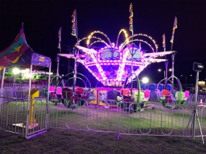 Large.Carnival.Rides-Tornado