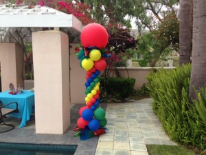 #carnivalballooncolumns